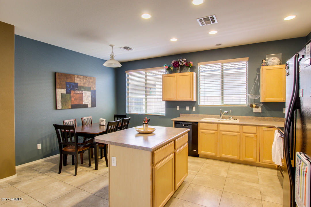 4053 E Angela Dr, Phoenix, AZ 85032 photo 7