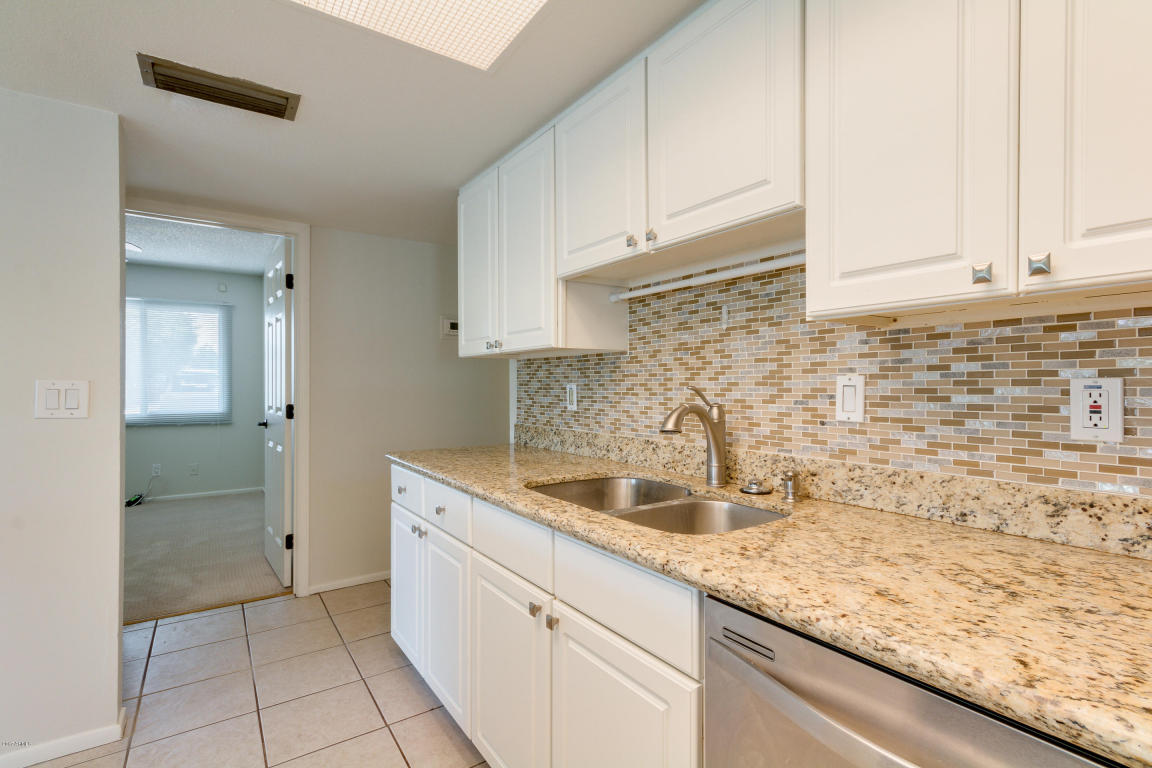 500 E Dunbar Dr, Tempe, AZ 85282 photo 14