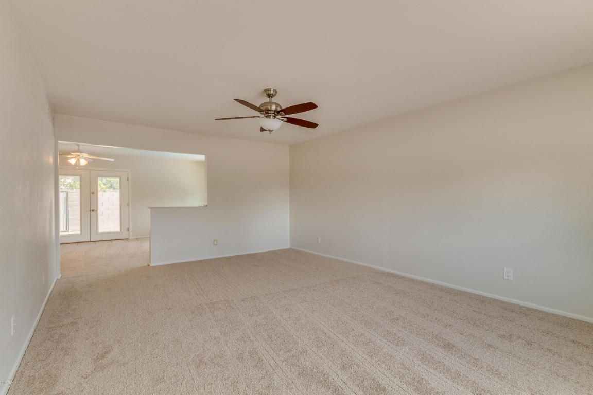 500 E Dunbar Dr, Tempe, AZ 85282 photo 4