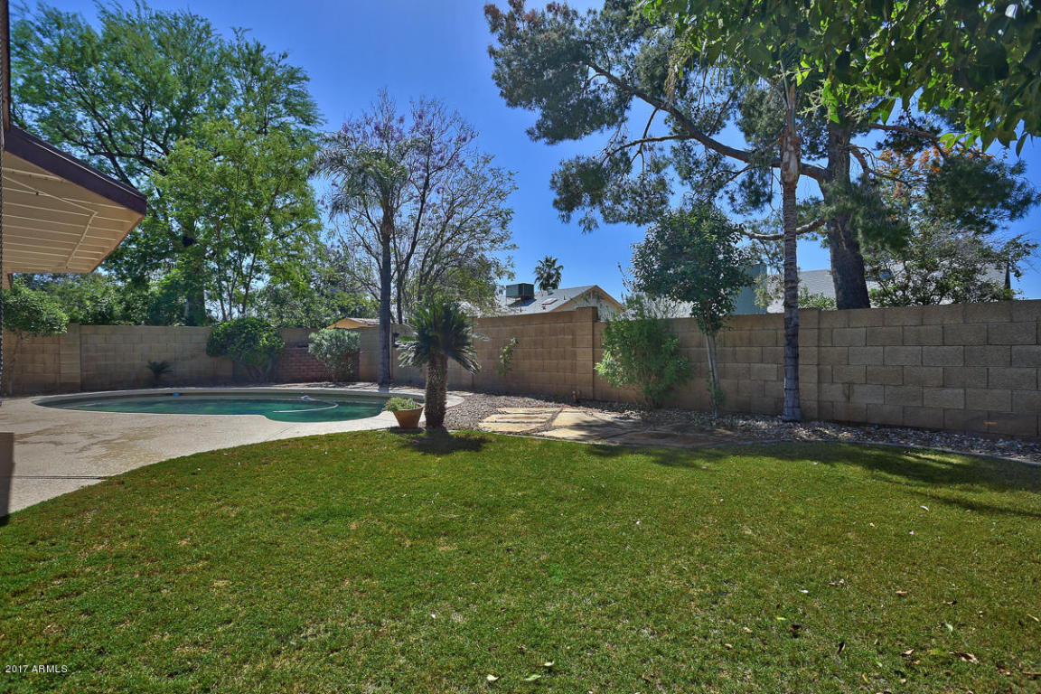 237 W Oraibi Dr, Phoenix, AZ 85027 photo 23