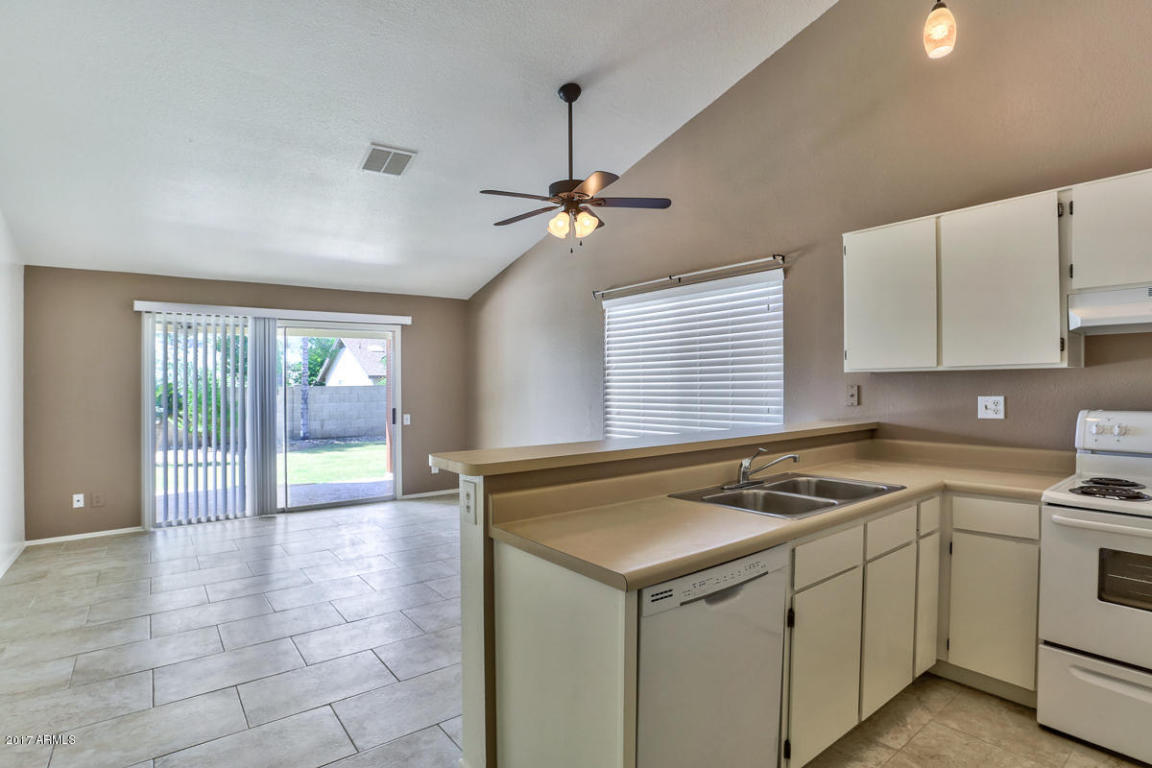 237 W Oraibi Dr, Phoenix, AZ 85027 photo 7
