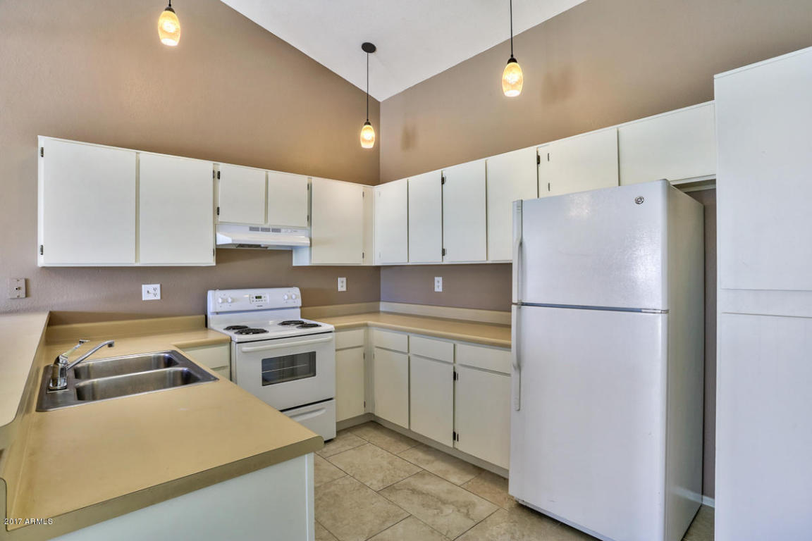 237 W Oraibi Dr, Phoenix, AZ 85027 photo 5