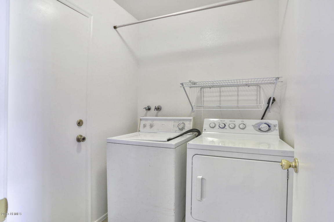 237 W Oraibi Dr, Phoenix, AZ 85027 photo 9