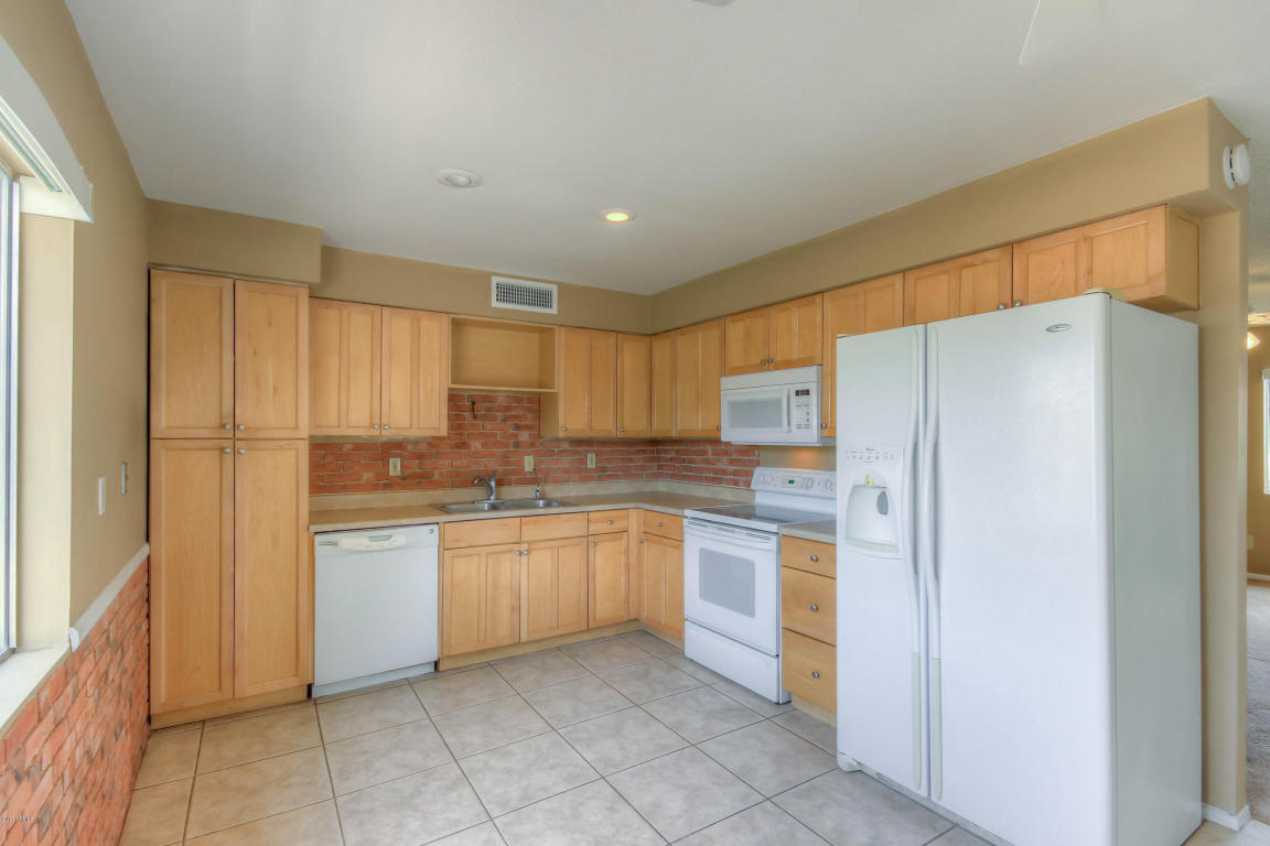 4116 E Yowy St, Phoenix, AZ 85044 photo 4
