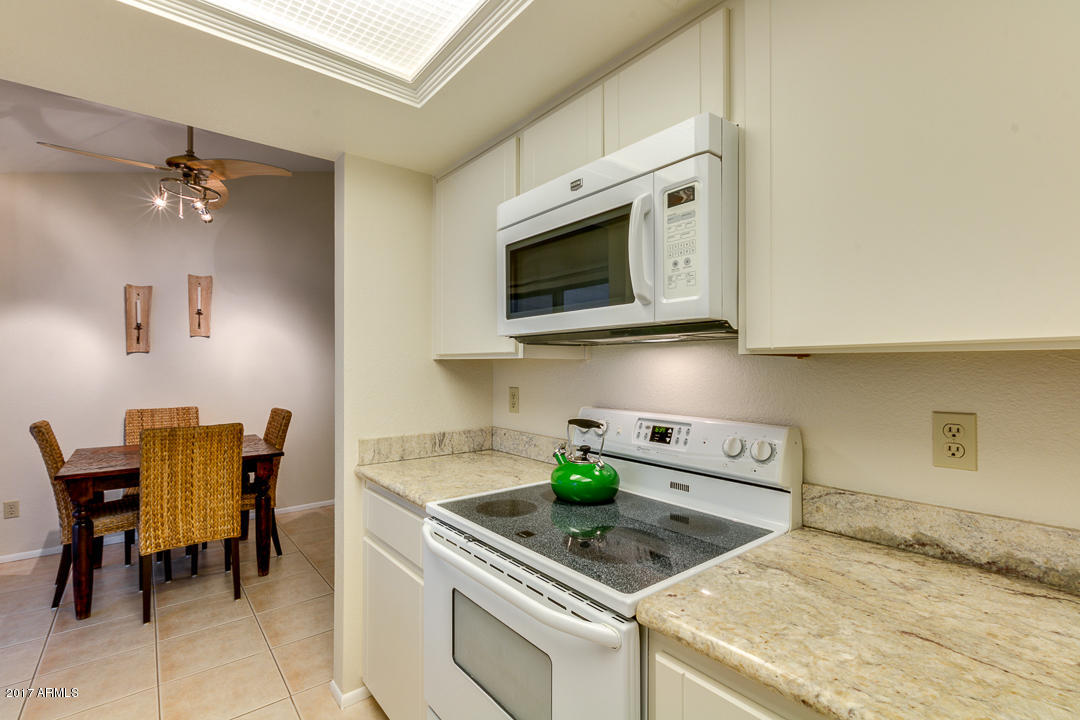 3302 E Wescott Dr, Phoenix, AZ 85050 photo 10