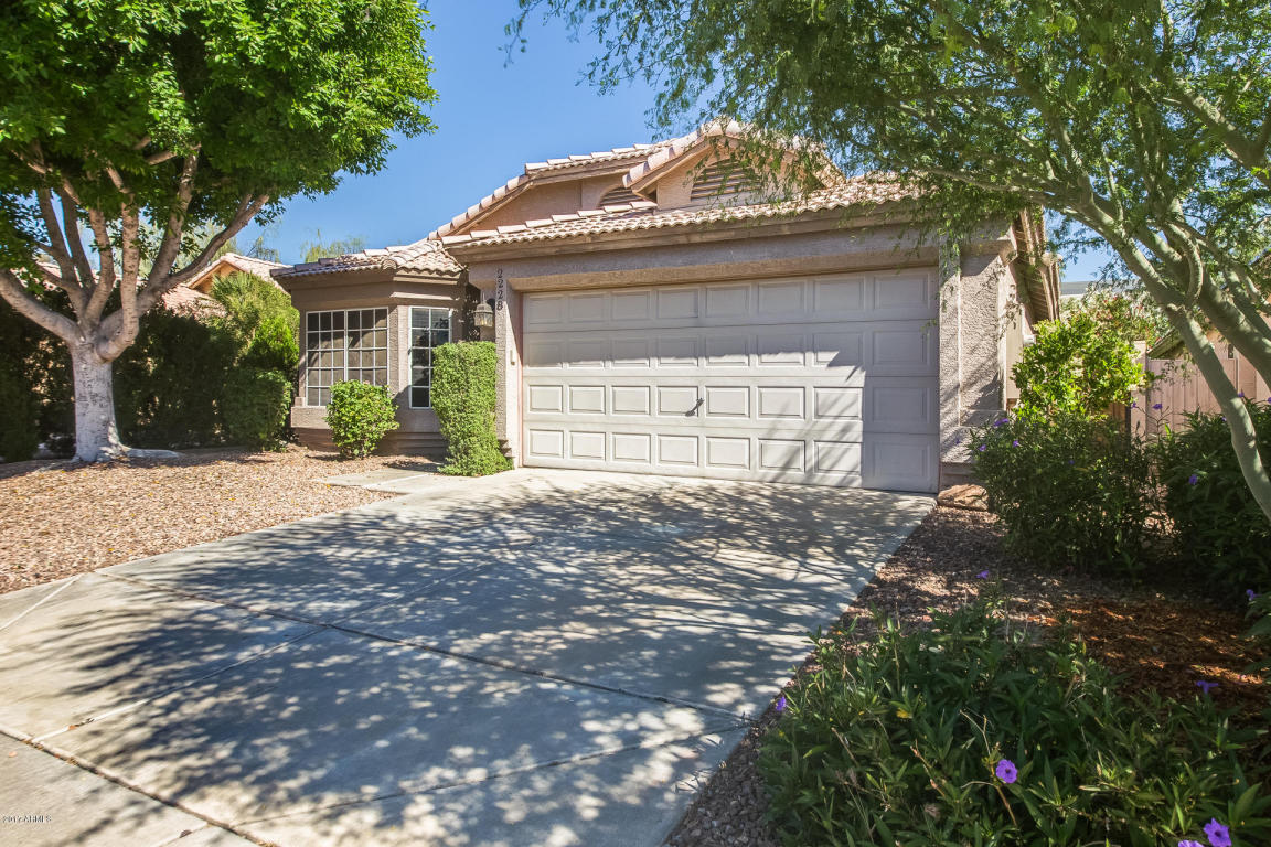 2228 E Kelton Ln, Phoenix, AZ 85022 photo 2