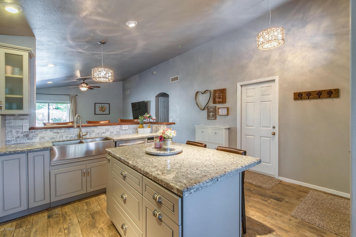 2228 E Kelton Ln, Phoenix, AZ 85022 photo 8