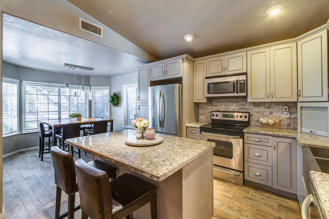 2228 E Kelton Ln, Phoenix, AZ 85022 photo 7