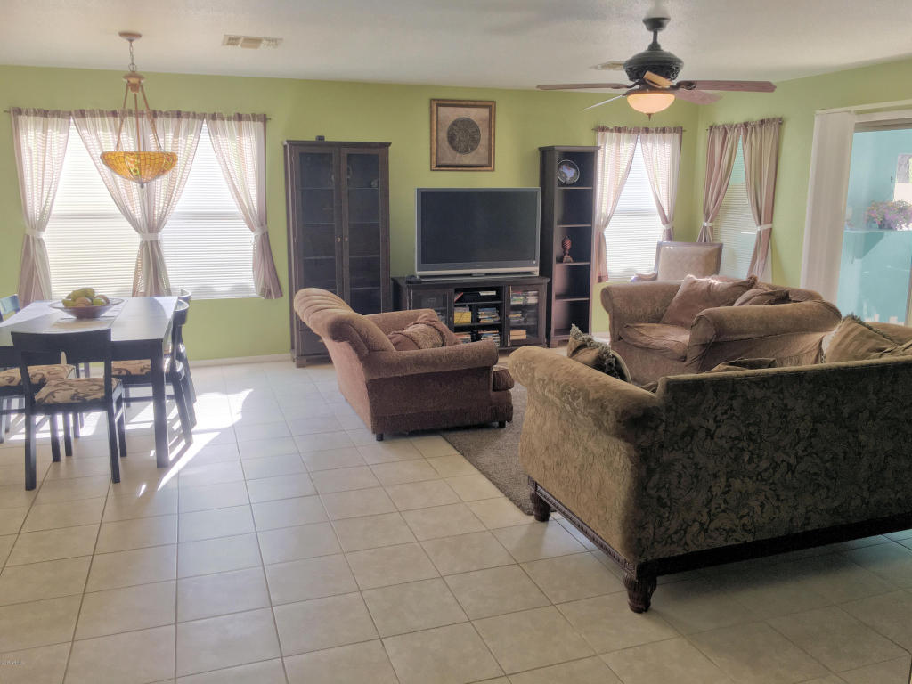 979 E Arabian Dr, Gilbert, AZ 85296 photo 3
