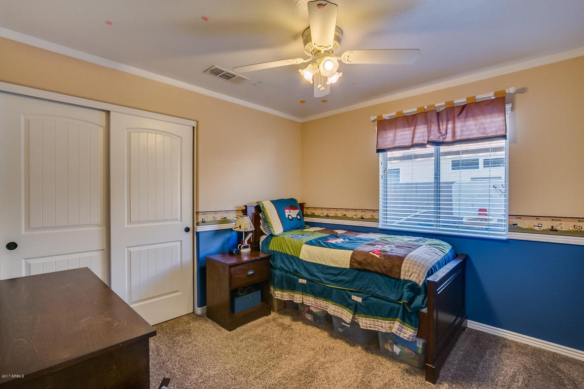 638 W Baylor Ln, Gilbert, AZ 85233 photo 17