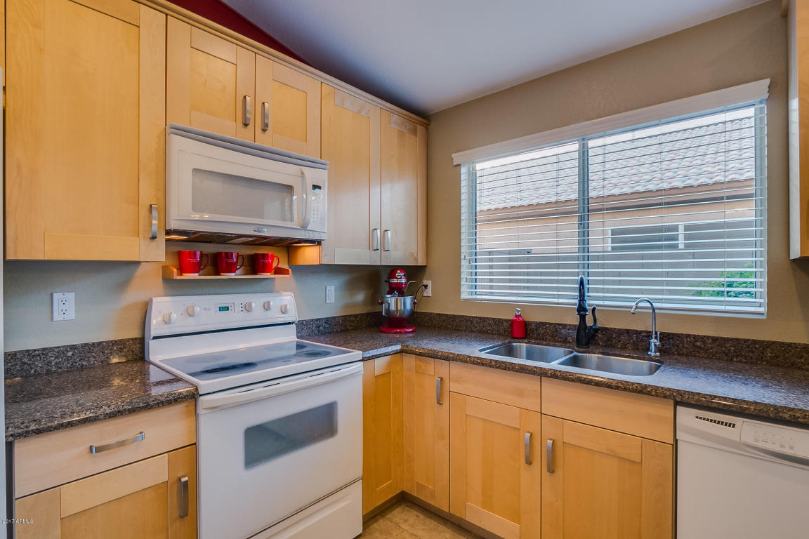 638 W Baylor Ln, Gilbert, AZ 85233 photo 12