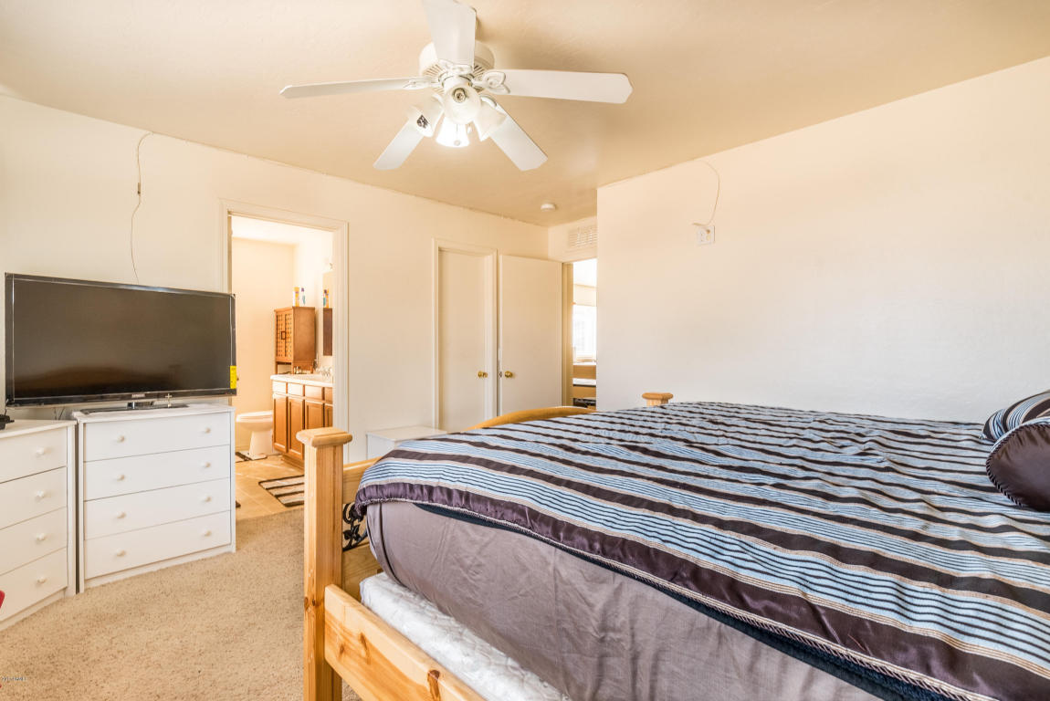 3139 W Carson Rd, Phoenix, AZ 85041 photo 9