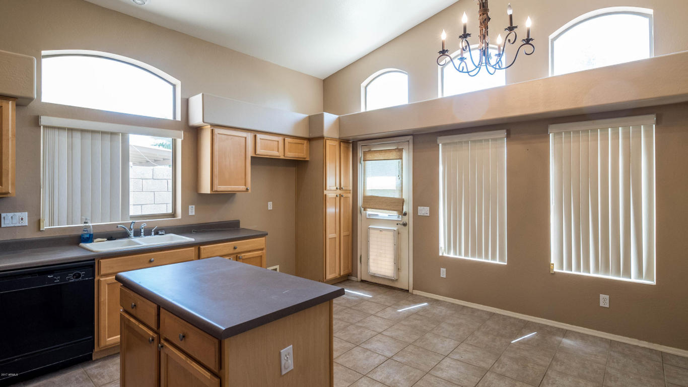 10103 E Capri Ave, Mesa, AZ 85208 photo 8