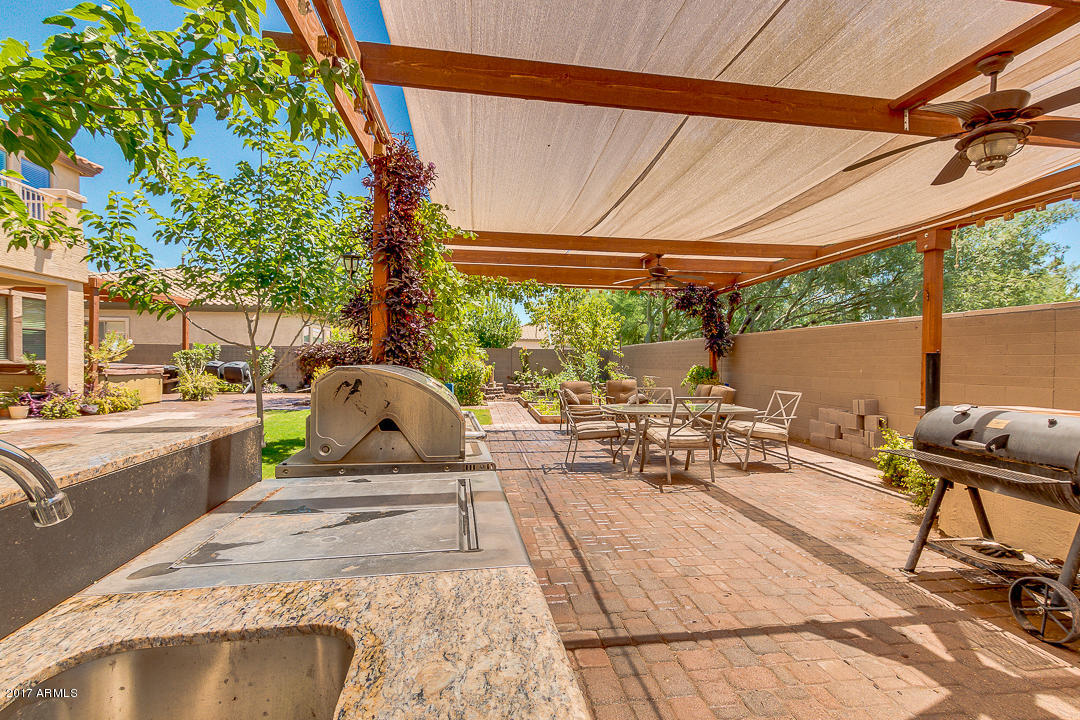 10813 E Rafael Cir, Mesa, AZ 85212 photo 39