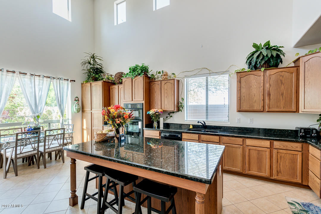 10813 E Rafael Cir, Mesa, AZ 85212 photo 8