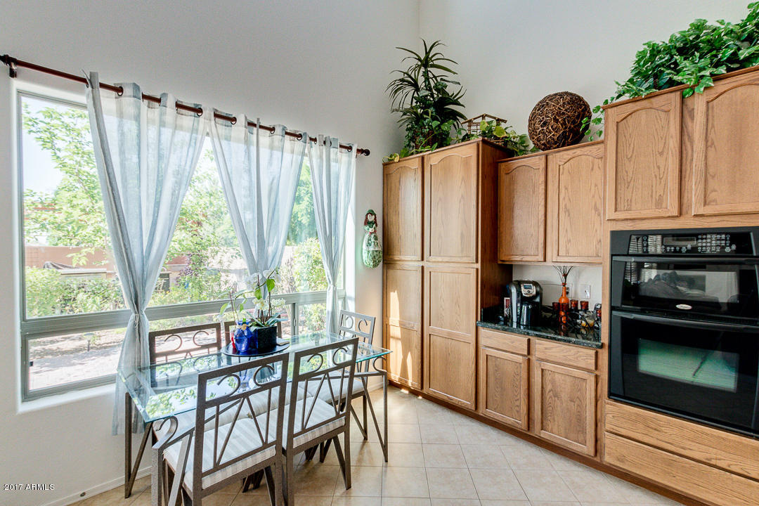 10813 E Rafael Cir, Mesa, AZ 85212 photo 13