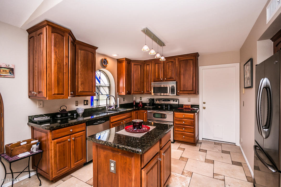 2937 E Windmere Dr, Phoenix, AZ 85048 photo 1