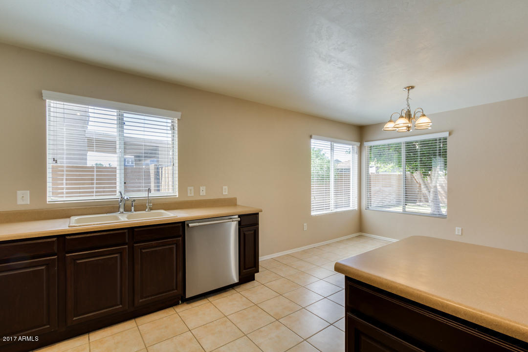 2611 E Shannon St, Gilbert, AZ 85295 photo 18