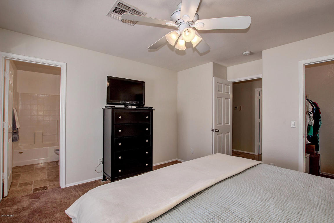 1704 E Robin Ln, Gilbert, AZ 85296 photo 15
