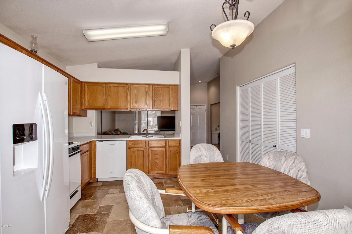 1704 E Robin Ln, Gilbert, AZ 85296 photo 8