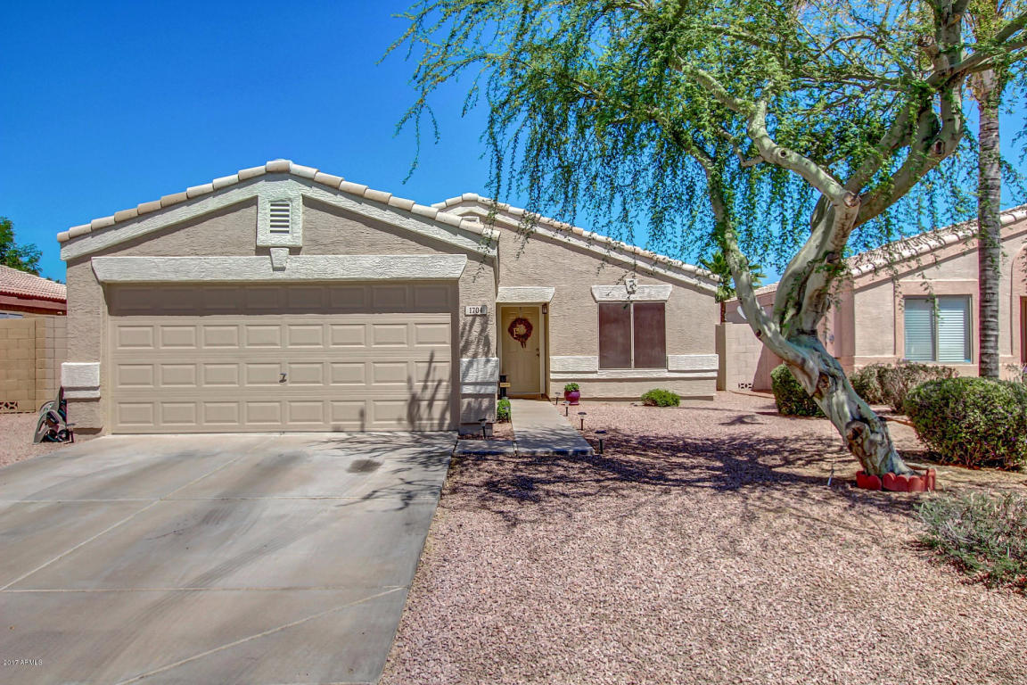 1704 E Robin Ln, Gilbert, AZ 85296 photo 3