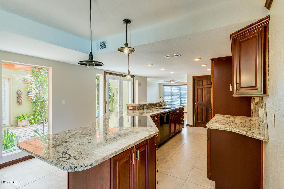 2840 E Hillery Dr, Phoenix, AZ 85032 photo 14