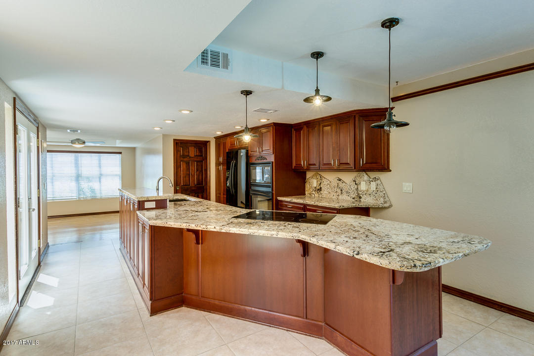 2840 E Hillery Dr, Phoenix, AZ 85032 photo 15