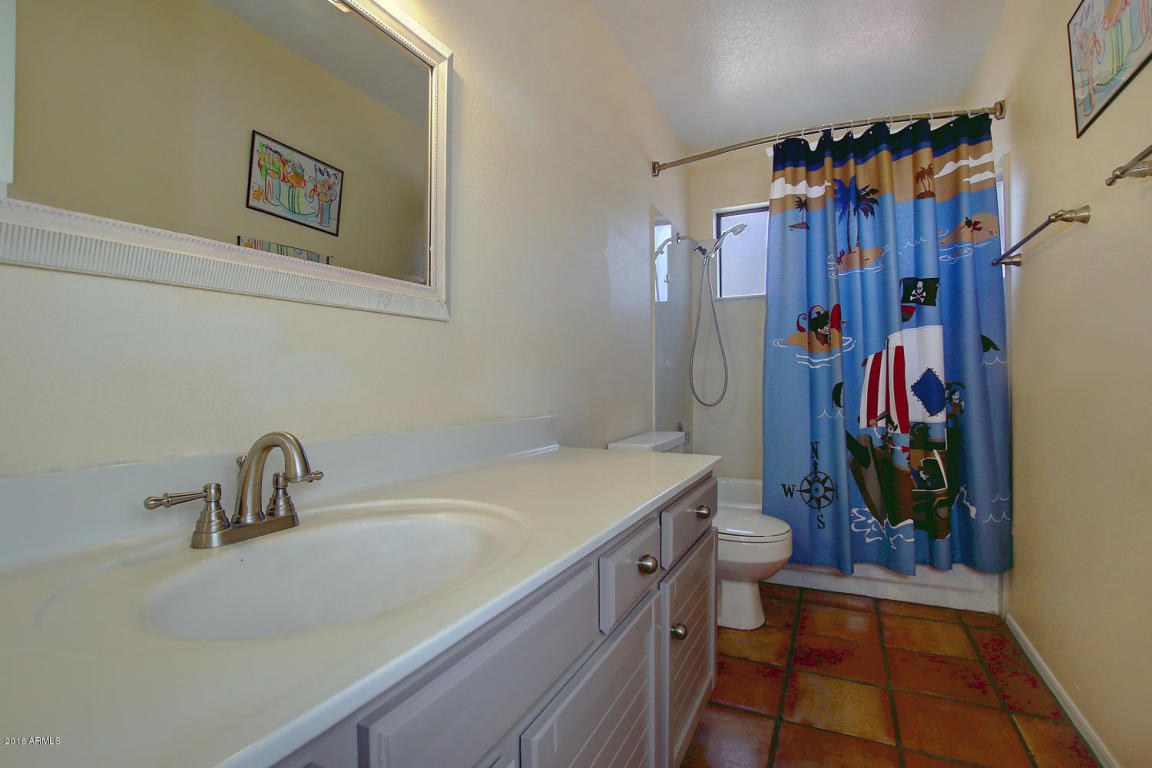 426 E Meadows Ln, Gilbert, AZ 85234 photo 17
