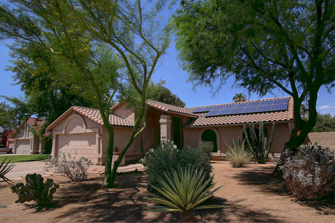 426 E Meadows Ln, Gilbert, AZ 85234 photo 1