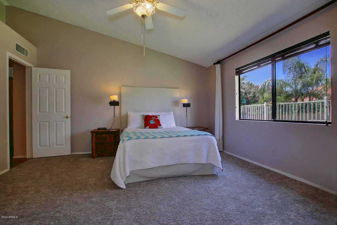 426 E Meadows Ln, Gilbert, AZ 85234 photo 11