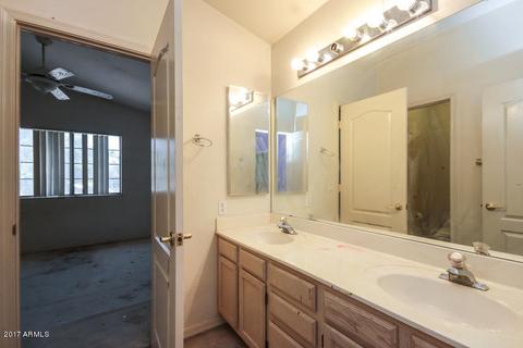 375 E Sagebrush St, Gilbert, AZ 85296 photo 9