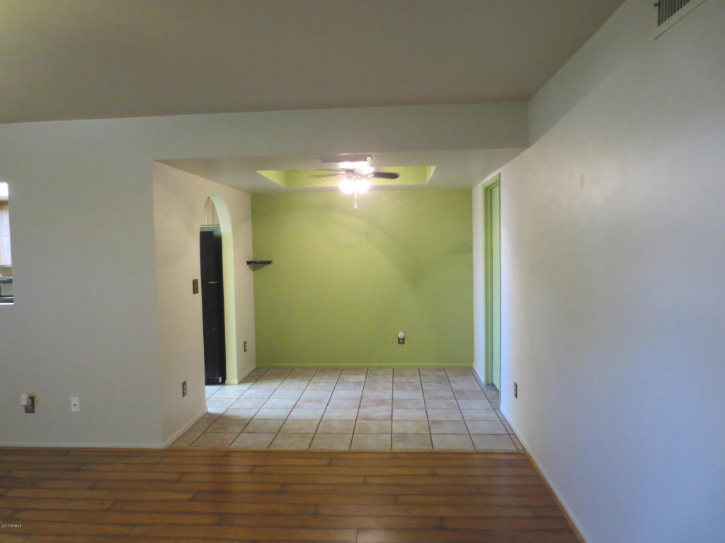 2501 E Pepper Ridge Cir, Phoenix, AZ 85032 photo 4