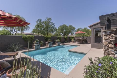 3757 E Donald Dr, Phoenix, AZ 85050 photo 1