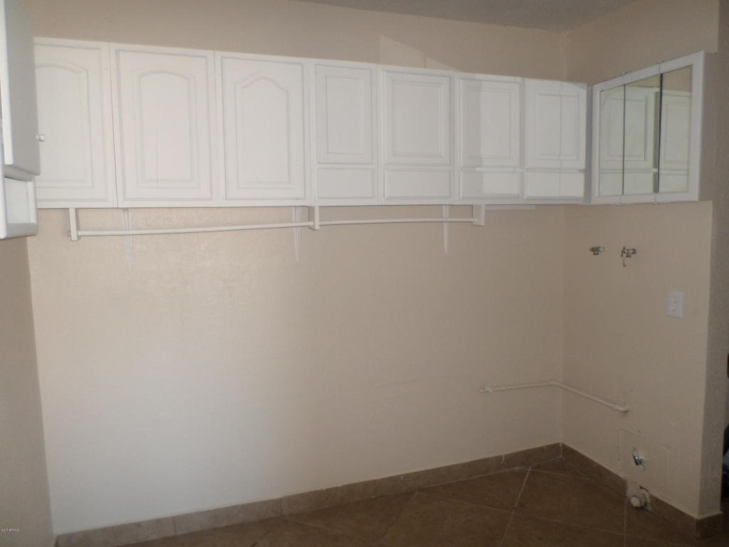 7623 W Fairmount Ave, Phoenix, AZ 85033 photo 7