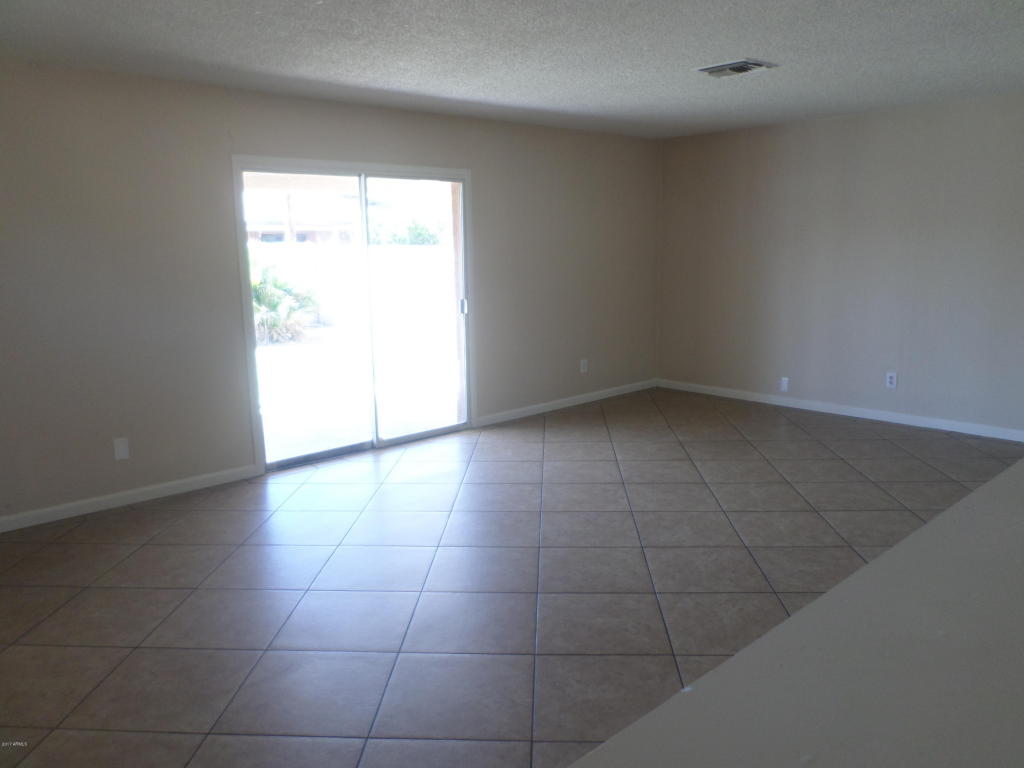 7623 W Fairmount Ave, Phoenix, AZ 85033 photo 5