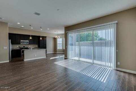 3042 N 33rd Pl, Phoenix, AZ 85018 photo 9