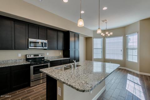 3042 N 33rd Pl, Phoenix, AZ 85018 photo 5