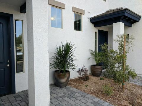 3043 N 33rd Pl, Phoenix, AZ 85018 photo 1