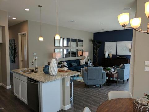 3043 N 33rd Pl, Phoenix, AZ 85018 photo 4