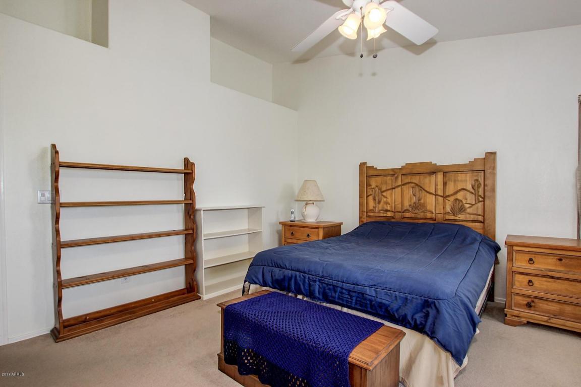 529 E Blue Eagle Ln, Phoenix, AZ 85086 photo 14