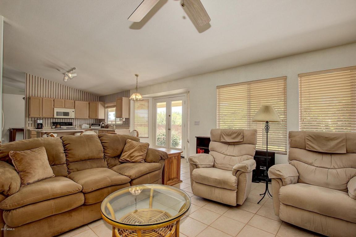 529 E Blue Eagle Ln, Phoenix, AZ 85086 photo 5