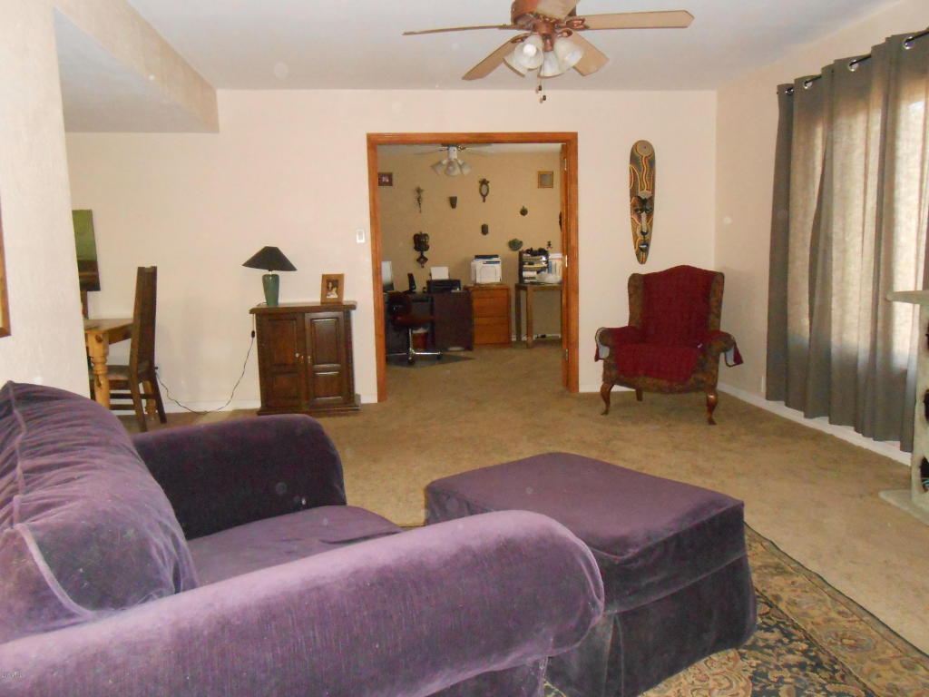 428 E Carson Dr, Tempe, AZ 85282 photo 4