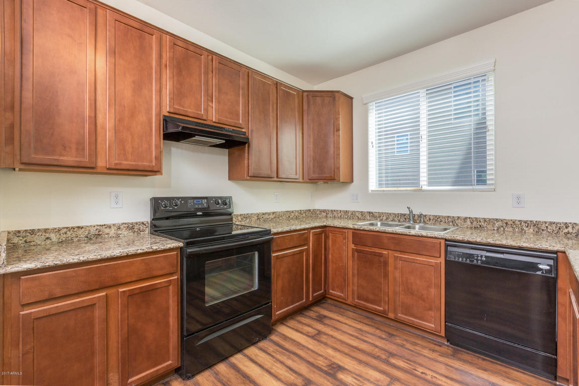 2209 E Pecan Rd, Phoenix, AZ 85040 photo 10