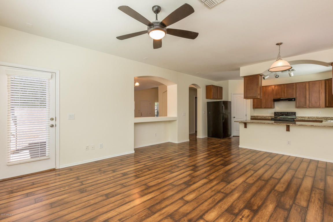 2209 E Pecan Rd, Phoenix, AZ 85040 photo 12
