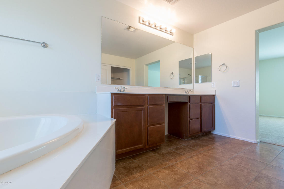 2209 E Pecan Rd, Phoenix, AZ 85040 photo 18