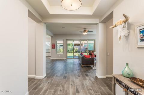 845 E Holbrook St, Gilbert, AZ 85298 photo 3