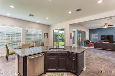 845 E Holbrook St, Gilbert, AZ 85298 photo 10