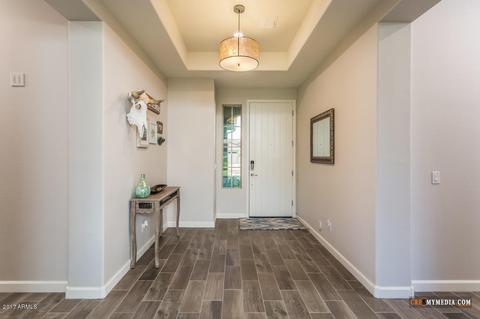 845 E Holbrook St, Gilbert, AZ 85298 photo 4
