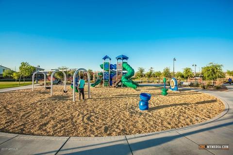 845 E Holbrook St, Gilbert, AZ 85298 photo 36