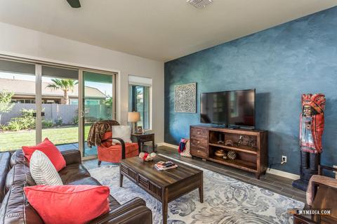 845 E Holbrook St, Gilbert, AZ 85298 photo 5